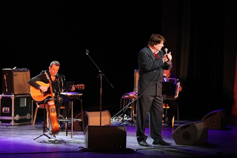 Bernard Sauvat Au Casino Du Liban